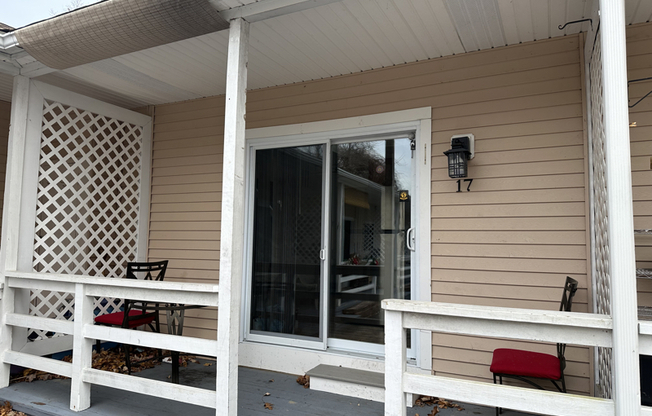 454 WINNACUNNET RD