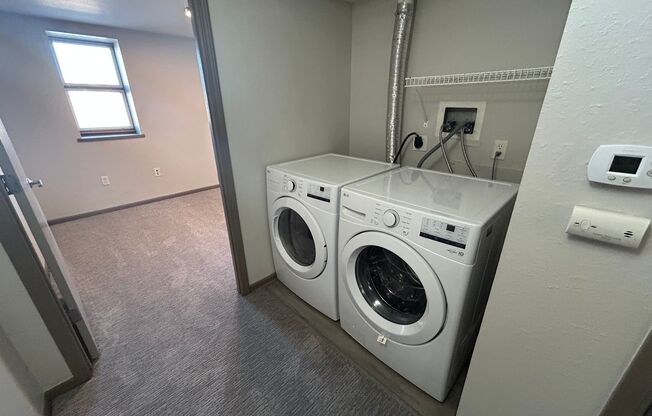 2 beds, 2 baths, 890 sqft, $1,195, Unit 2019-102