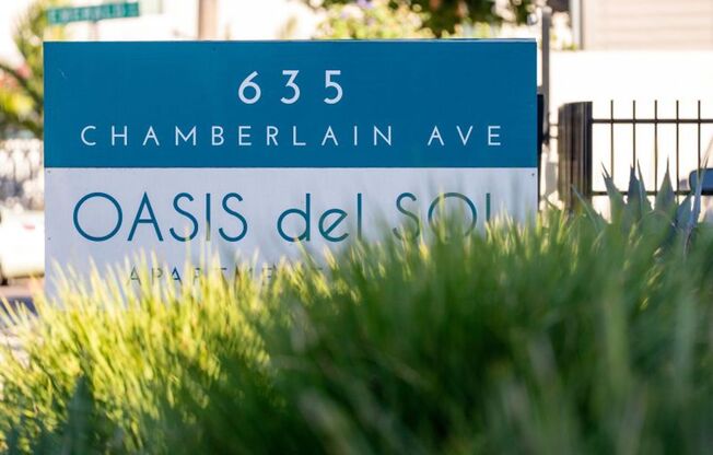 3 beds, 2 baths, 1,200 sqft, $2,900, Unit 633-35