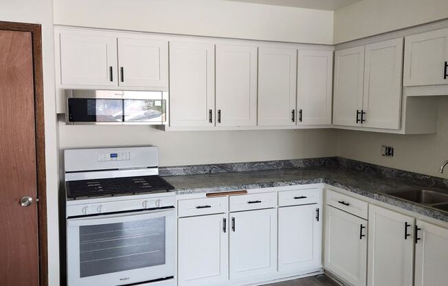 West View Townhomes, LLC (08)