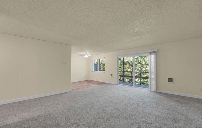 2 beds, 1 bath, 900 sqft, $1,625, Unit 760-23
