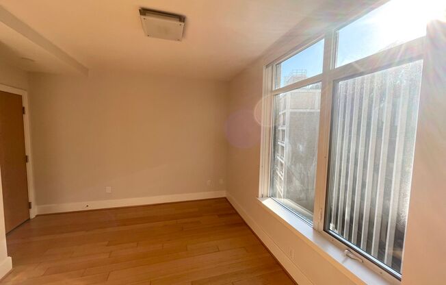 Studio, 1 bath, $2,150, Unit 726