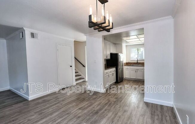 9 DEROW CT