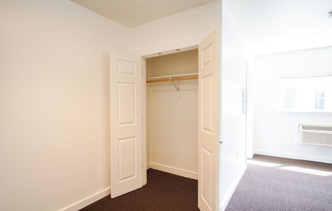 Minimalist NE Studio w A/C Ready Now!