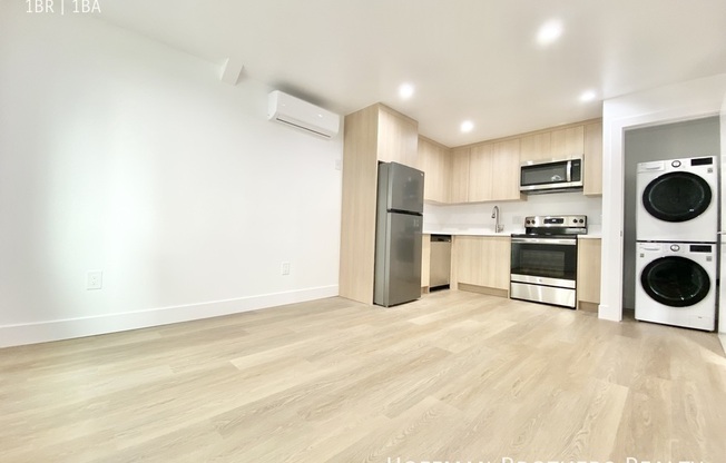 1017 OCEAN PARK BLVD