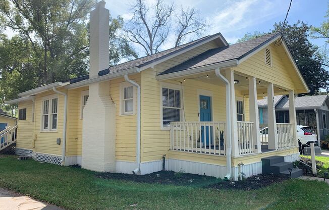 3/1 Murray Hill Renovated Bungalow avail Now