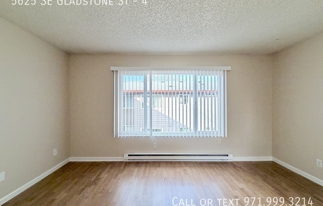 5625 SE GLADSTONE ST