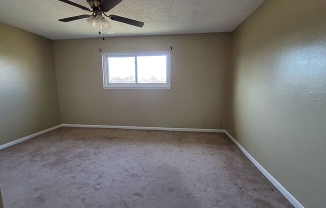 2 beds, 1.5 baths, $1,150