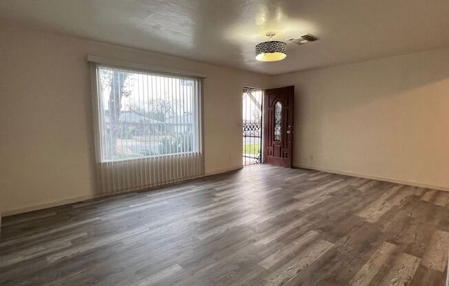 2512 Edwards Ave. -House