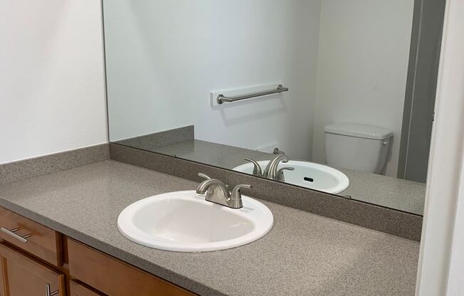 2 beds, 2 baths, 964 sqft, $2,150, Unit C 10