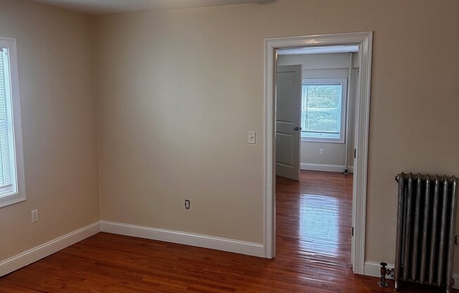 483 NEWPORT AVE