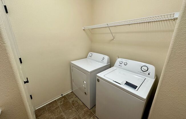 3 beds, 2 baths, $1,795, Unit 104