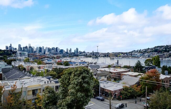 1 bed, 1 bath, 373 sqft, $2,095, Unit 801