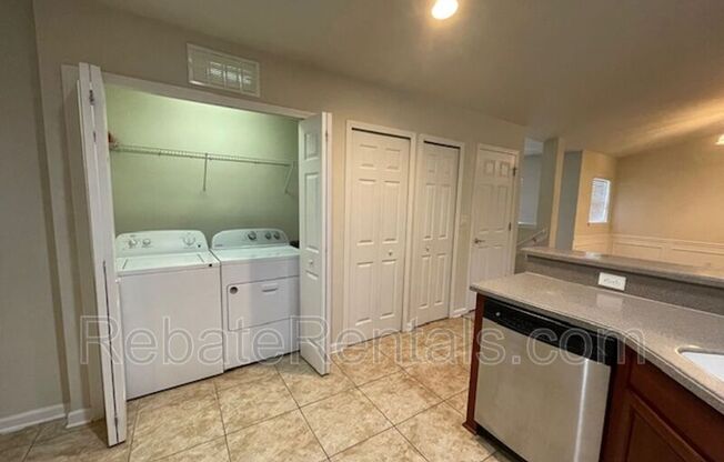 6612 WHITE BLOSSOM CIR