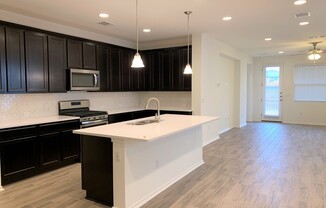 3 beds, 2.5 baths, $2,100