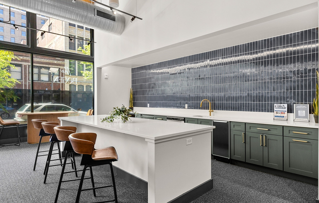 Bogen Coffee Counter