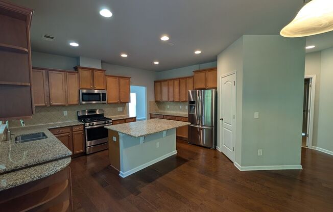 Stunning 7 Bedroom House with a Loft and Updated Kitchen in Harrisburg