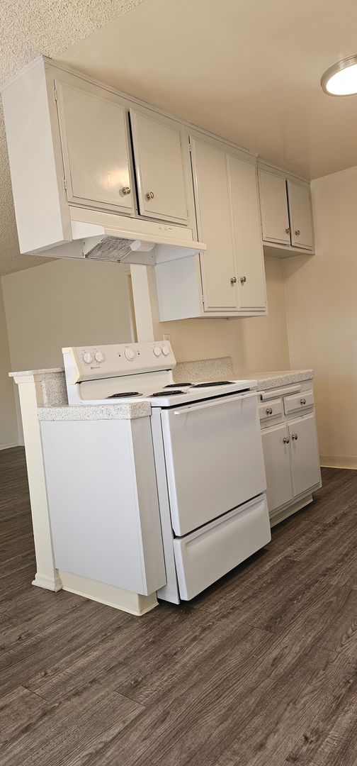 EAST WHITTIER TERRACE