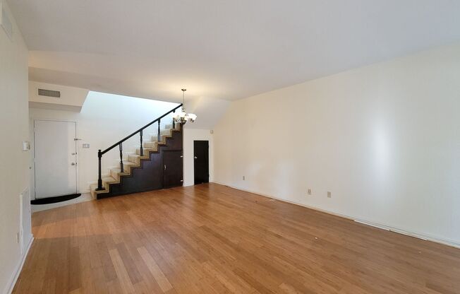 2 beds, 2 baths, $1,450, Unit # 47
