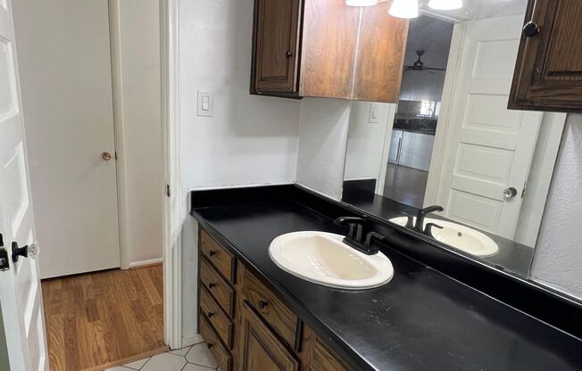 3 beds, 2 baths, $2,095