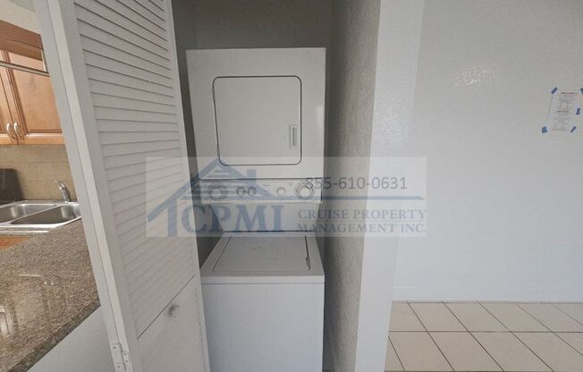 2 beds, 1 bath, 827 sqft, $1,895, Unit 6957- 7th