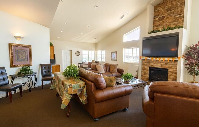 2 beds, 1 bath, $1,130, Unit A-204