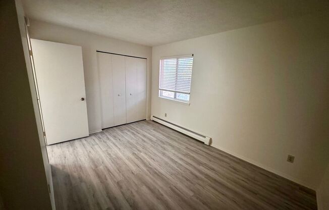 2 beds, 1 bath, 853 sqft, $1,595, Unit 1530 - 12