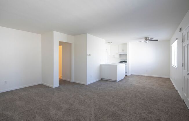 *OPEN HOUSE: 6/28 9:30-10:30AM* 2BR in Normal Heights with Parking