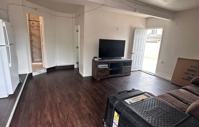 1153-1155 Emory Street