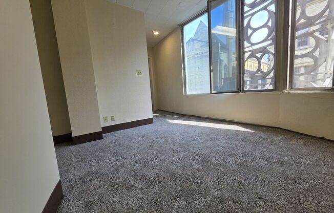 Studio, 1 bath, $825, Unit 272