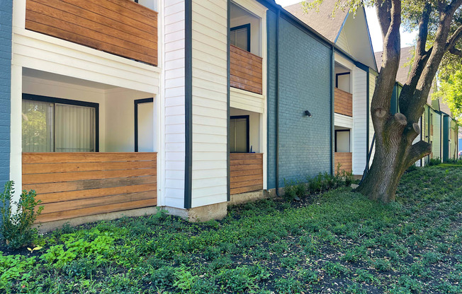 a view of the exterior of a building  at 2151 Kirkwood, Houston, 77077