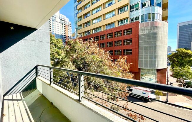 2 beds, 2 baths, $3,300