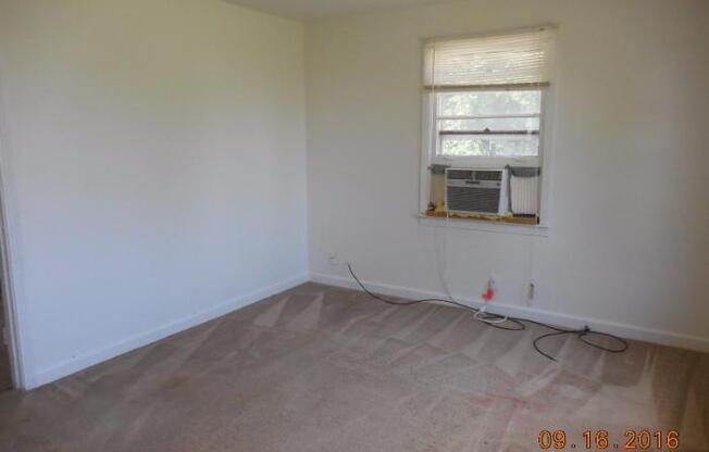3 Bedroom Home For Rent Near Lowes On Madison Street!