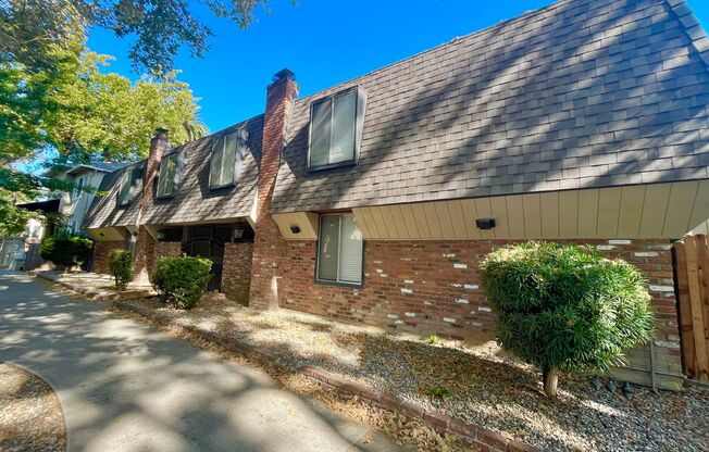 2805 - 2807 H Street - Fireside West