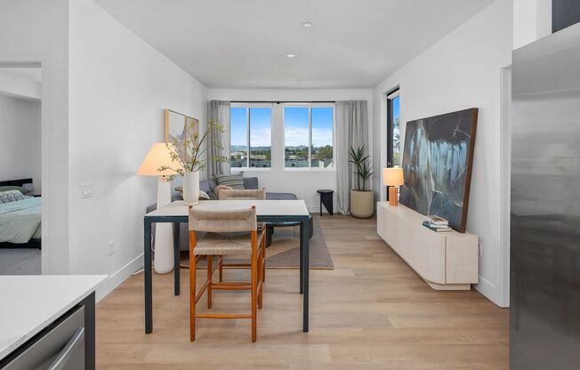 2 beds, 2 baths, 888 sqft, $3,000, Unit 206