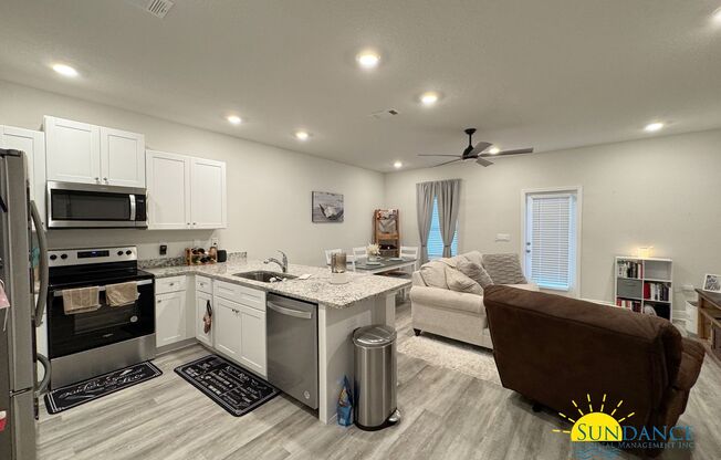 Stunning 3 Bedroom Townhouse in Fort Walton Beach!