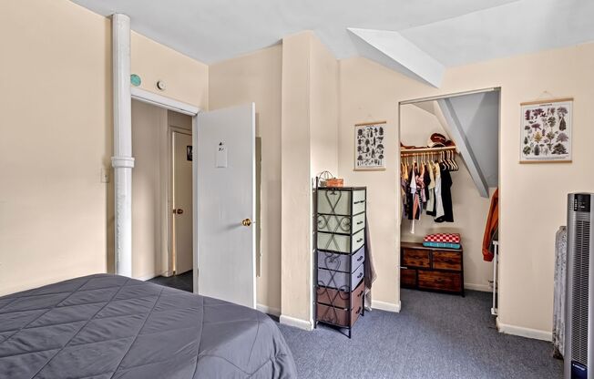 3 beds, 1 bath, 1,500 sqft, $3,100, Unit 3S