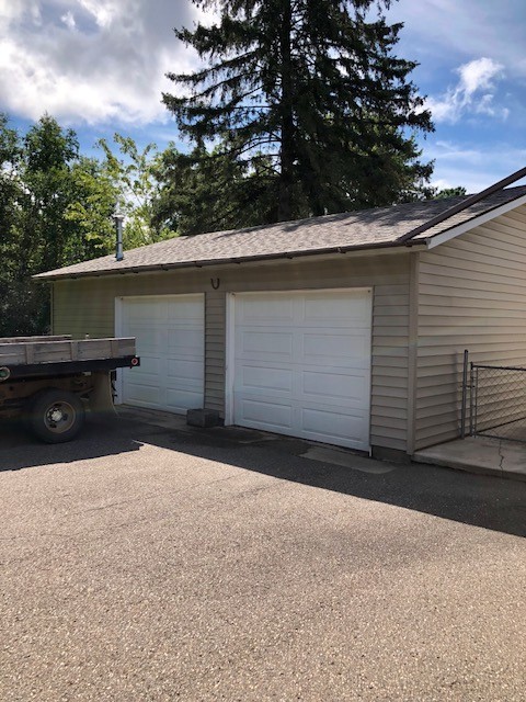 3 Bedrooms, 2.5 Bathrooms Single Family Home in Crosby, MN w/2.5 car insulated garage