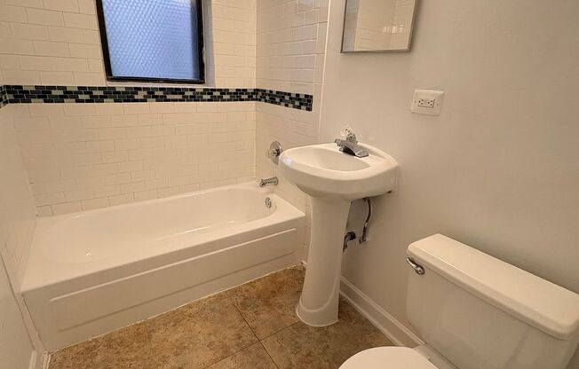 4 beds, 2 baths, 1,540 sqft, $1,600, Unit WL 315