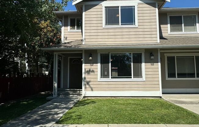 715 E 7th Ave.