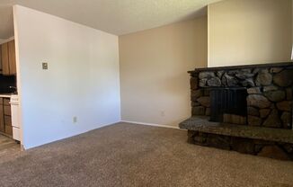 1 bed, 1 bath, 650 sqft, $995