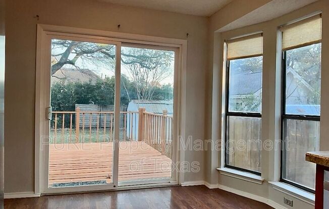 1003 THOUSAND OAKS BLVD