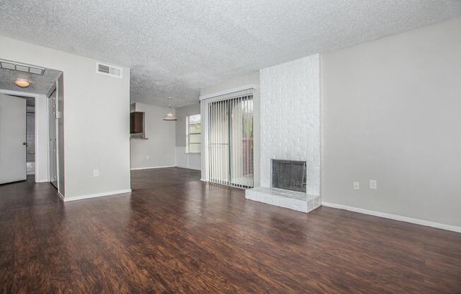 Preston Valley Apartments - Neighborhood