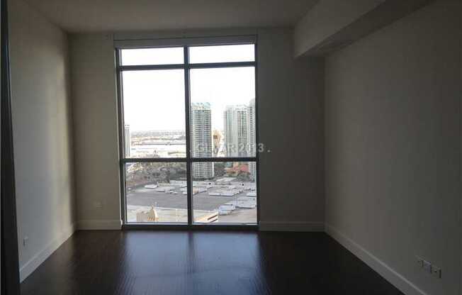 2 beds, 2 baths, $2,400, Unit Unit 3005