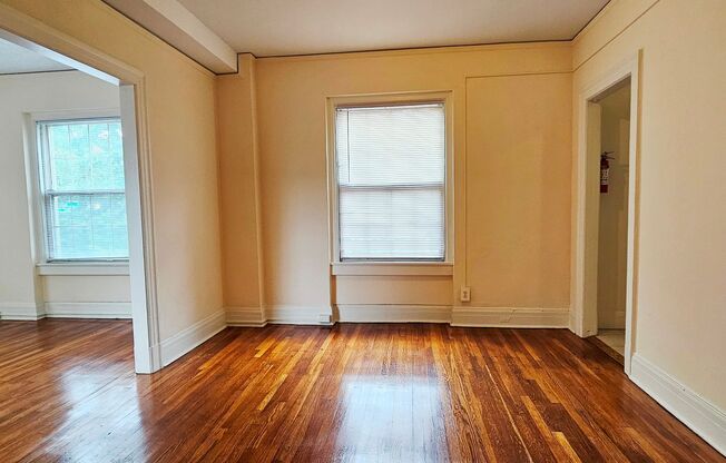 2 beds, 2 baths, 775 sqft, $1,875, Unit 211