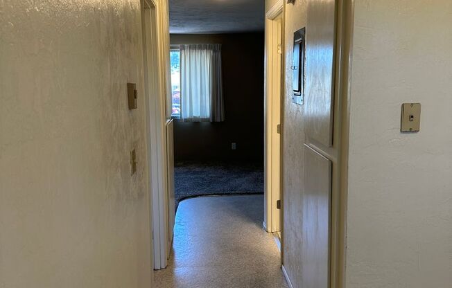 1 bed, 1 bath, $1,250, Unit #4