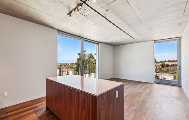 1 bed, 1 bath, 885 sqft, $4,595, Unit 708