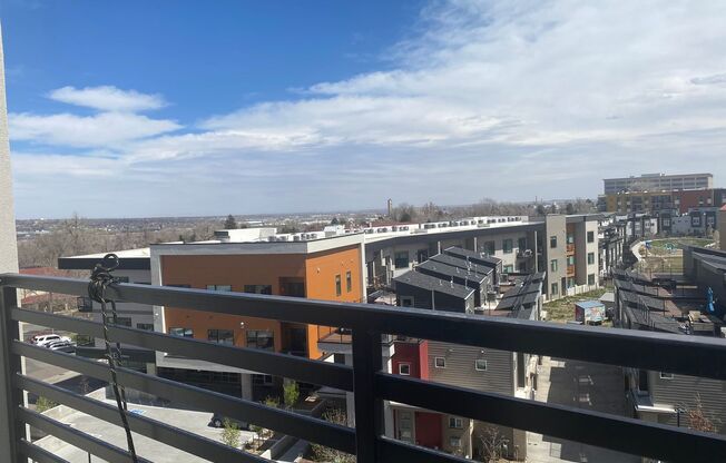 1 bed, 1 bath, 751 sqft, $2,155, Unit 526