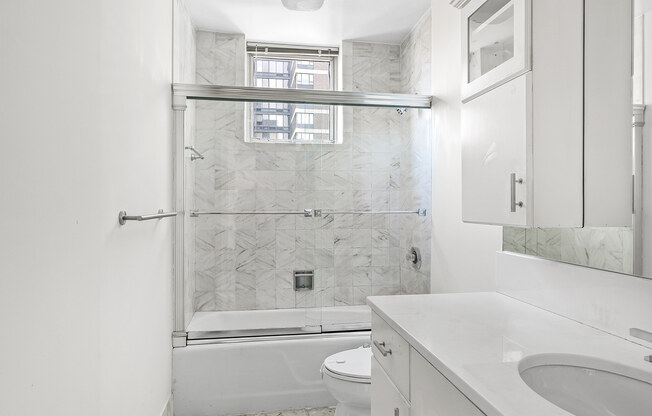 420 E 58 ST