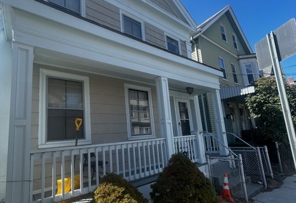 4 SAINT MARY RD